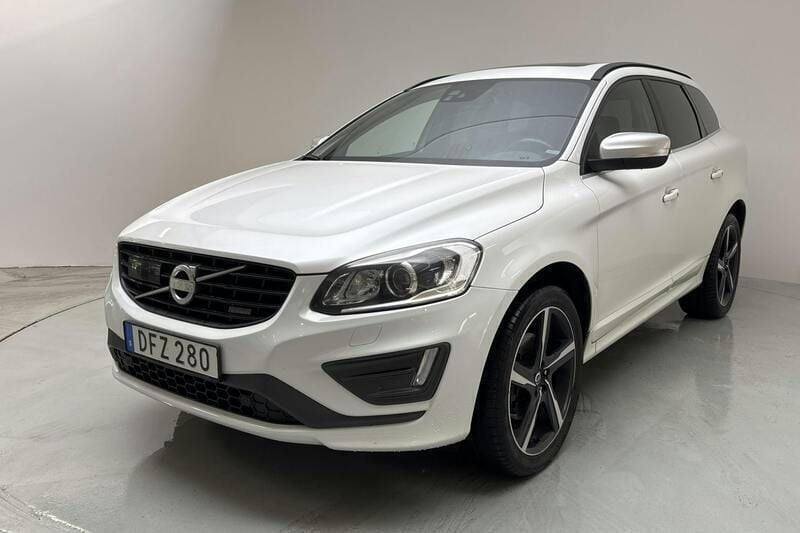 Vit Begagnad 2014 Volvo XC60 R-Design SUV | 116 000 kr (Superpris) - Bild 1/4