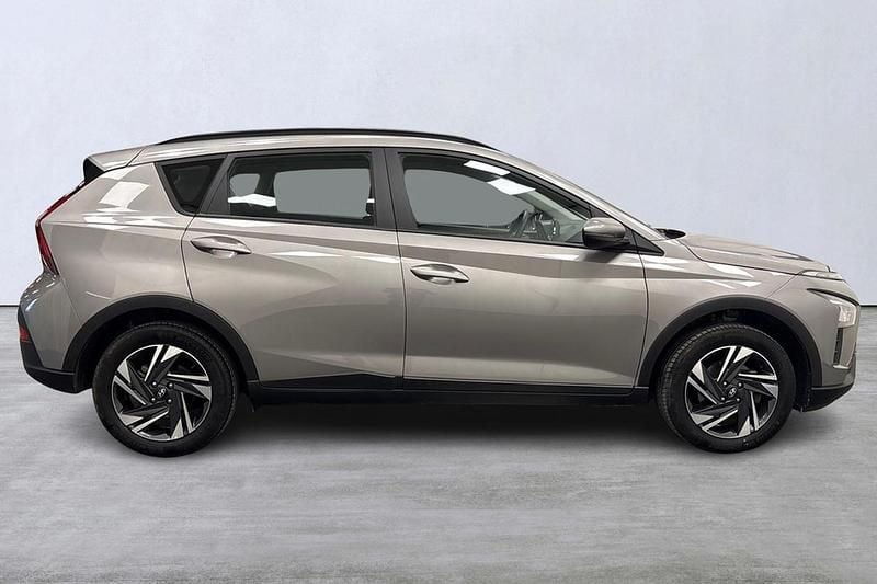 Begagnad Hyundai Bayon 84 HK (61 kW) 2022 Grå SUV