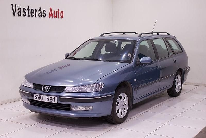 Begagnad Peugeot 406 136 HK (100 kW) 2001 Ljusblå Kombi