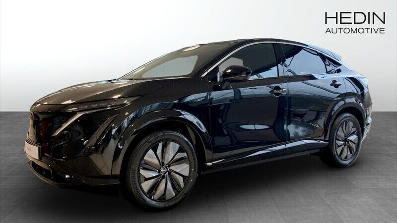 Svart Ny 2024 Nissan Ariya Advance SUV | 572 200 kr (Lite dyr) - Bild 1/4