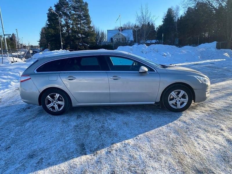 Begagnad Peugeot 508 SW 156 HK (114 kW) 2011 Ljusbrun Kombi