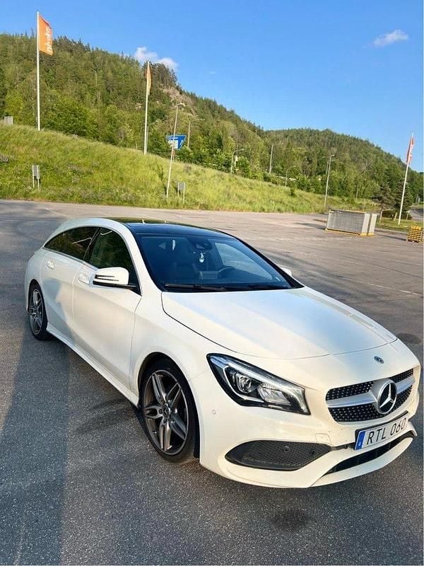 Begagnad Mercedes CLA200 AMG 136 HK (100 kW) 2018