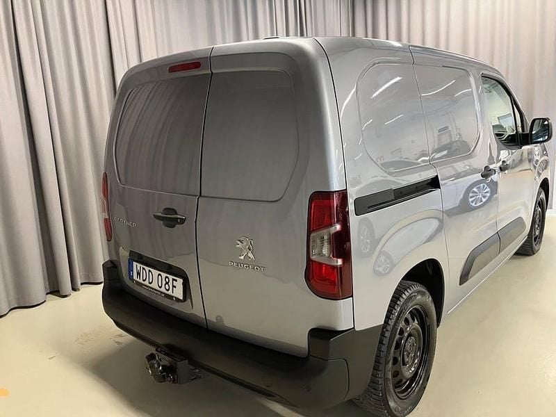 Begagnad Peugeot Partner 76 HK (55 kW) 2020 Grå Minibuss