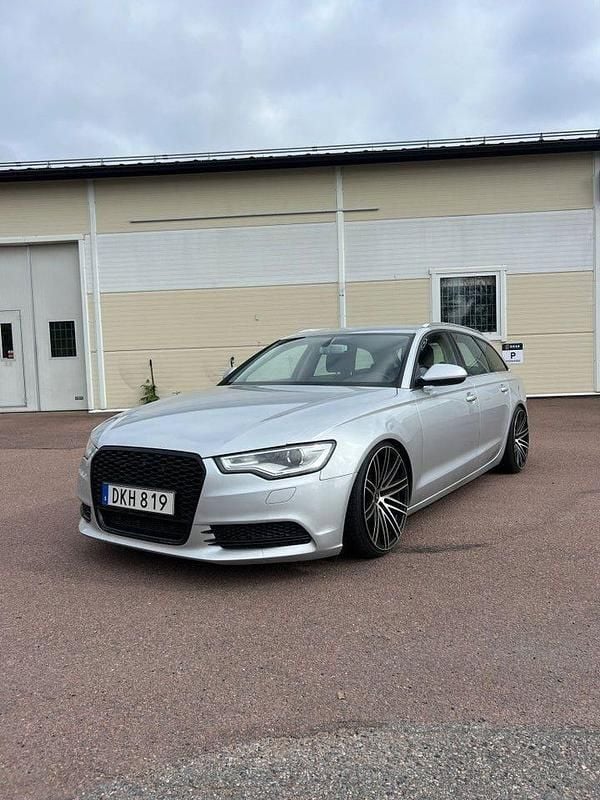 Begagnad Audi A6 177 HK (130 kW) 2012 Silver Kombi