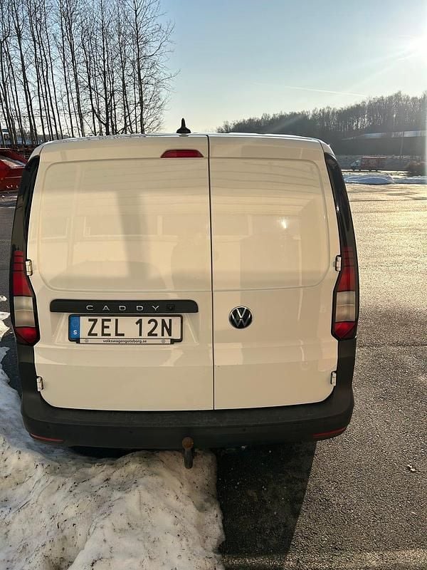 Begagnad VW Caddy Maxi 102 HK (75 kW) 2022 Minibuss