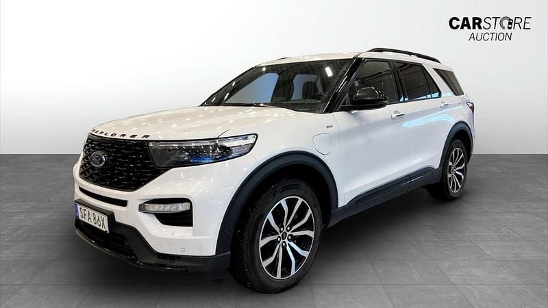 Vit Begagnad 2021 Ford Explorer SUV | 349 900 kr - Bild 1/4