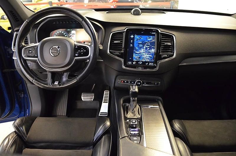 Begagnad Volvo XC90 R-Design 235 HK (172 kW) 2017 Bursting blue metallic SUV