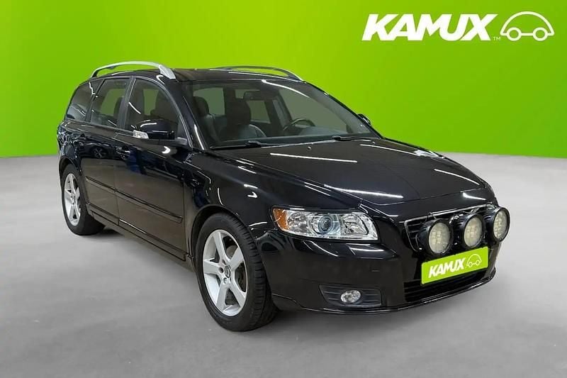 Svart Begagnad 2012 Volvo V50 Kombi | 77 800 kr (Dyr) - Bild 1/4