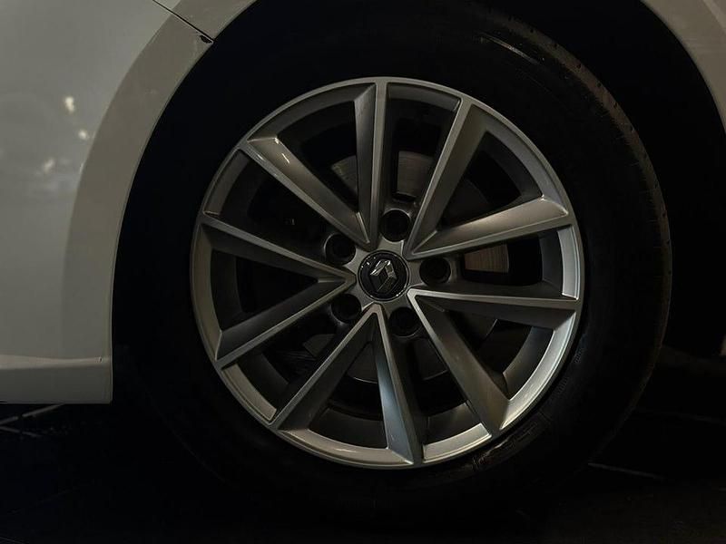 Begagnad Renault Mégane IV 116 HK (85 kW) 2019 Vit Kombi