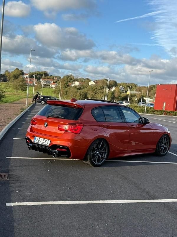 Begagnad BMW M135 326 HK (239 kW) 2016 Halvkombi