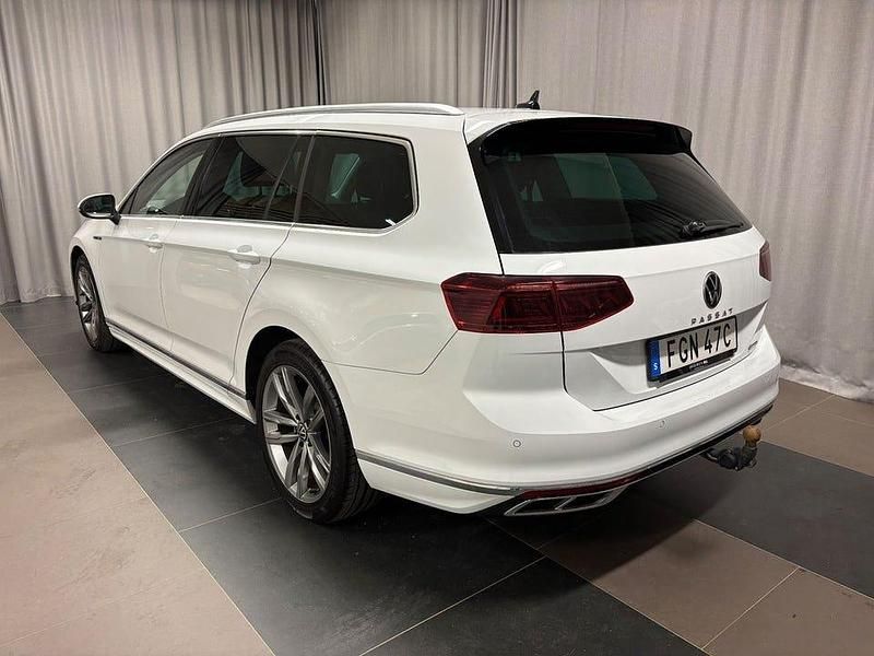 Begagnad VW Passat GT 200 HK (147 kW) 2022 Vit Kombi
