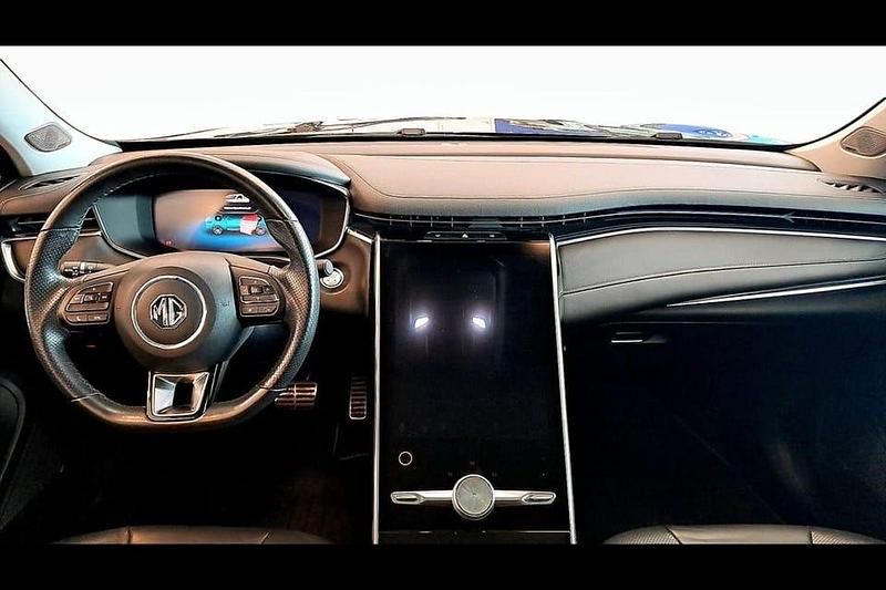 Begagnad MG Marvel R Performance 214 kW (291 HK) 2022 Svart SUV