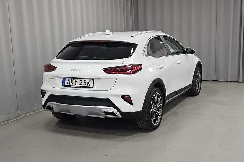 Begagnad Kia XCeed 143 HK (105 kW) 2022 Vit SUV