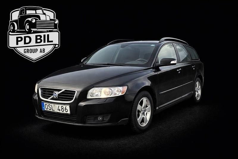 Svart Begagnad 2008 Volvo V50 Kinetic Kombi | 19 900 kr (Bra pris) - Bild 1/4