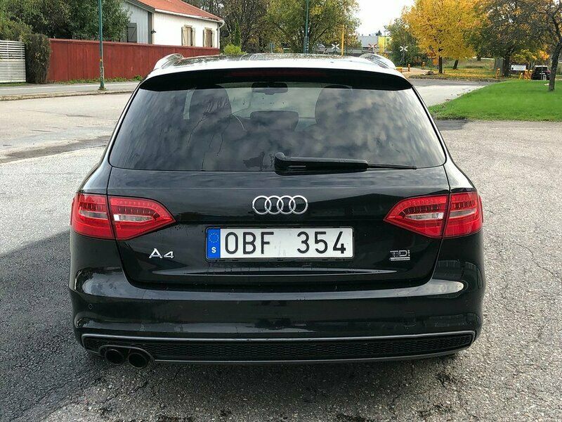 Begagnad Audi A4 Comfort 177 HK (130 kW) 2013 Svart (svart ) Kombi