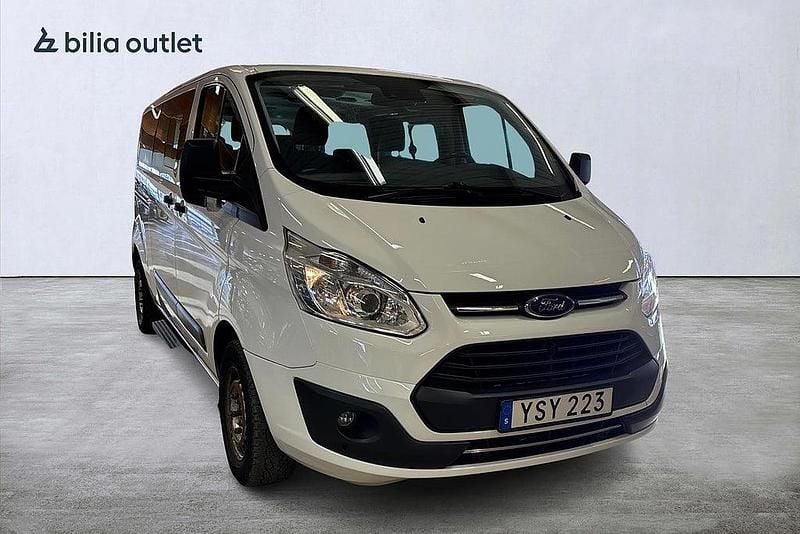 Begagnad Ford Tourneo Custom 2018 Vit Van