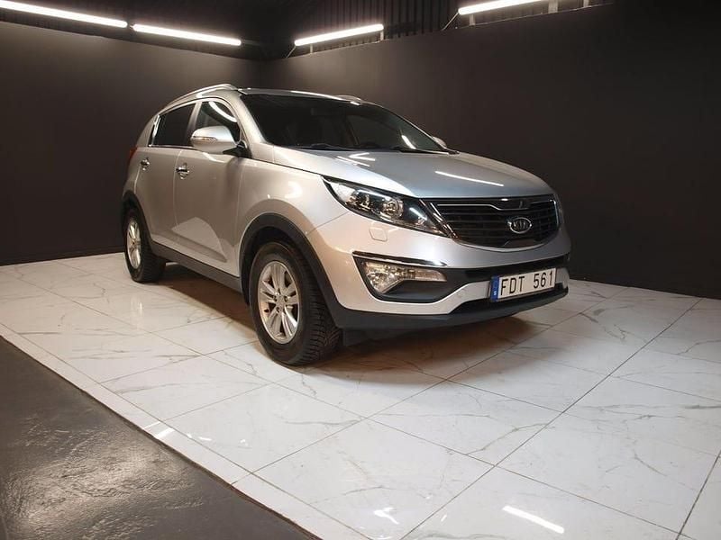 Begagnad Kia Sportage Comfort 116 HK (85 kW) 2012 Silver SUV