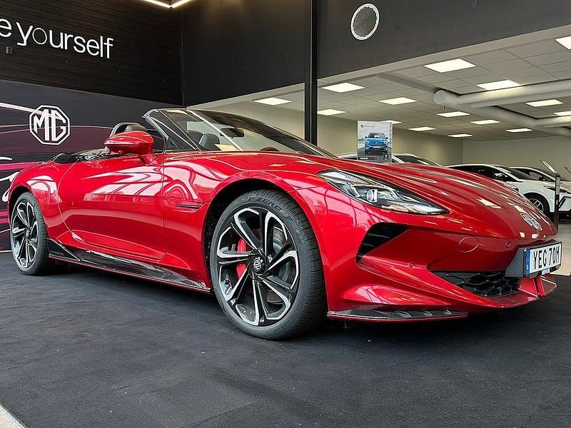 Begagnad MG Cyberster 375 kW (510 HK) 2024 Röd Cab