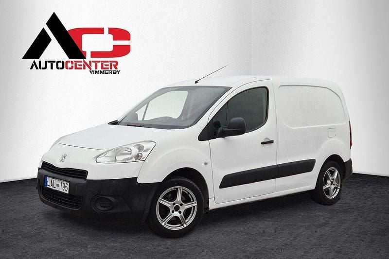Vit Begagnad 2012 Peugeot Partner Van | 43 500 kr (Marknadspris) - Bild 1/4