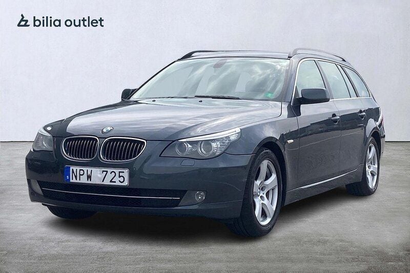 Grå Begagnad 2008 BMW 523 Kombi | 59 900 kr (Marknadspris) - Bild 1/3