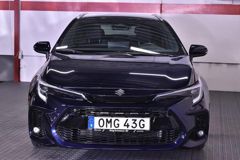 Begagnad Suzuki Swace 140 HK (102 kW) 2024 Blå Kombi