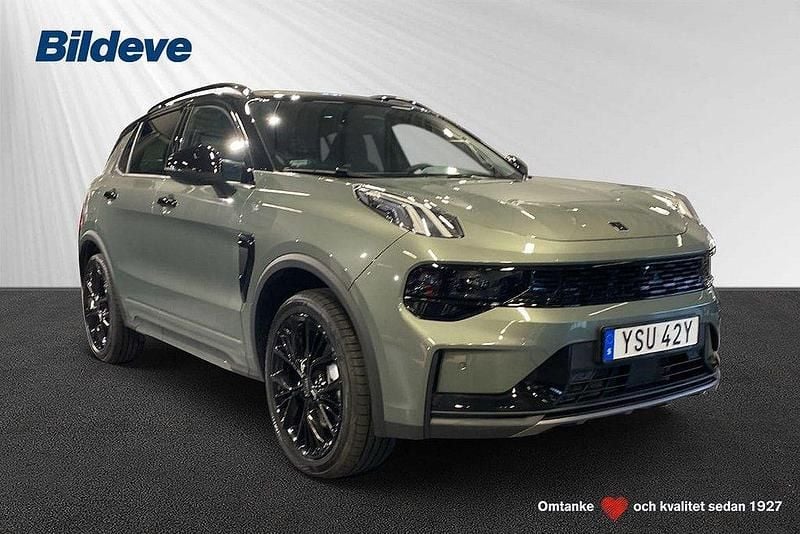 Grön Begagnad 2024 Lynk & Co 01 SUV | 439 900 kr - Bild 1/4