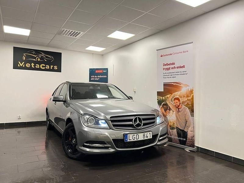 Begagnad Mercedes C180 Avantgarde 156 HK (114 kW) 2012 Silver