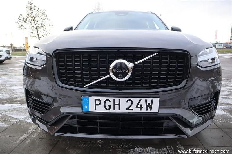 Begagnad Volvo XC90 Ultimate 310 HK (228 kW) 2023 Grå SUV
