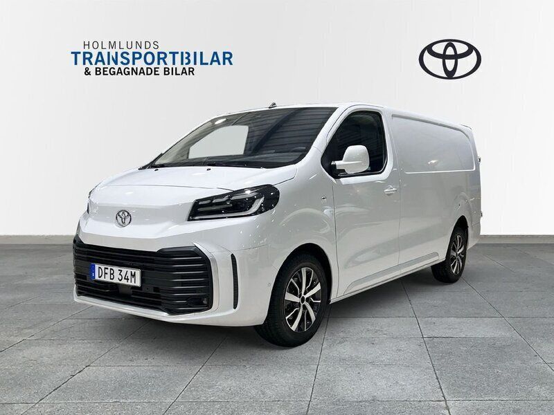 Vit Ny 2024 Toyota Proace Van | 544 875 kr (Dyr) - Bild 1/4
