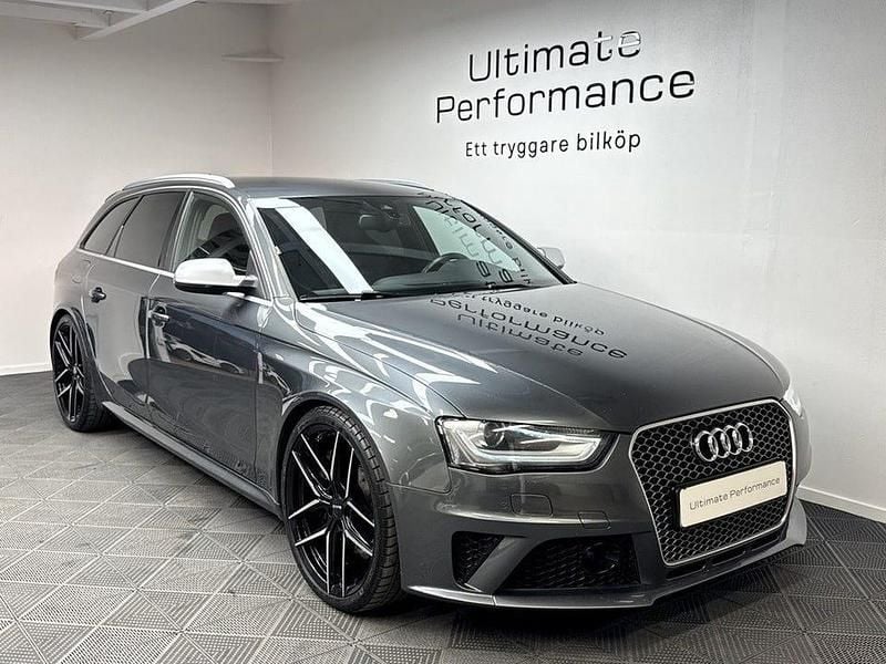 Begagnad Audi RS4 450 HK (330 kW) 2013 Grå Kombi