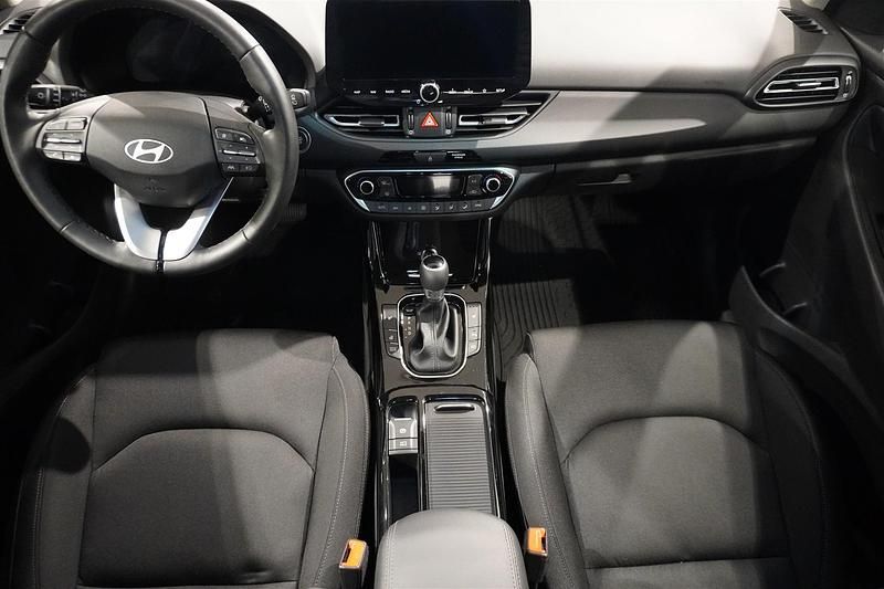 Begagnad Hyundai i30 101 HK (74 kW) 2025 Svart Kombi