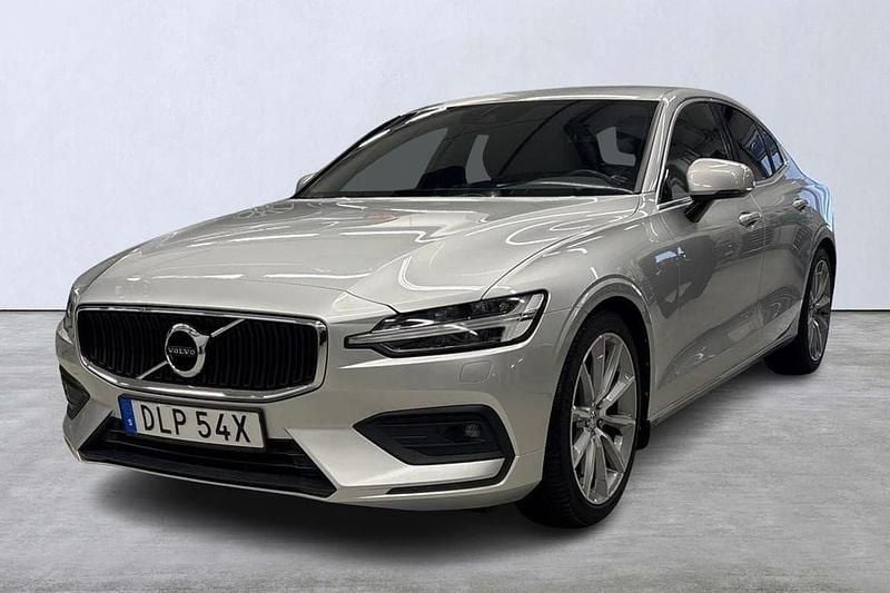 Silver Begagnad 2020 Volvo S60 Momentum Sedan | 289 900 kr (Marknadspris) - Bild 1/4