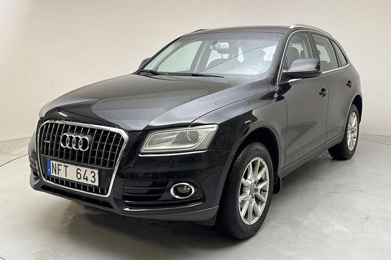 Svart Begagnad 2013 Audi Q5 Design SUV | 154 800 kr - Bild 1/4