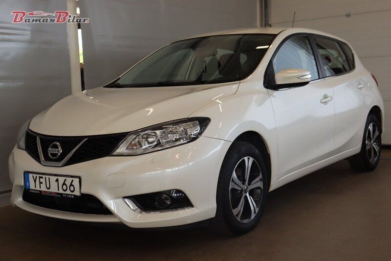 Vit Begagnad 2017 Nissan Pulsar Halvkombi | 109 900 kr (Marknadspris) - Bild 1/4