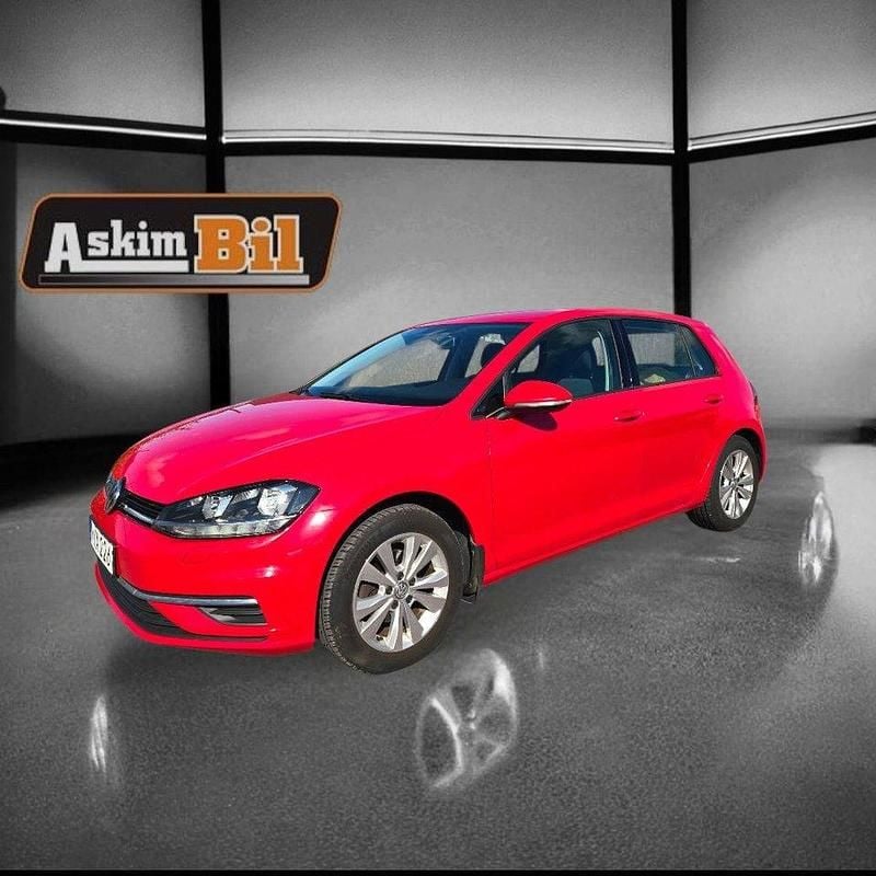 Röd Begagnad 2018 VW Golf VII Halvkombi | 169 900 kr (Marknadspris) - Bild 1/4