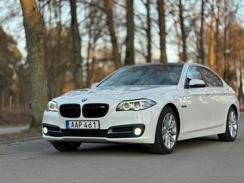 Begagnad 2016 BMW 520 Sedan | 141 000 kr (Bra pris) - Bild 1/4