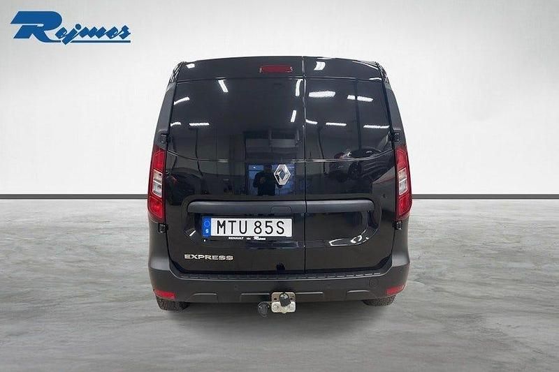 Begagnad Renault 15 95 HK (69 kW) 2023 Svart metallic