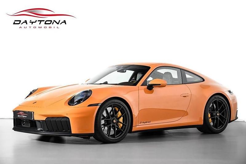Begagnad Porsche 911 Carrera GTS 541 HK (397 kW) 2025 Pts Sportkupé