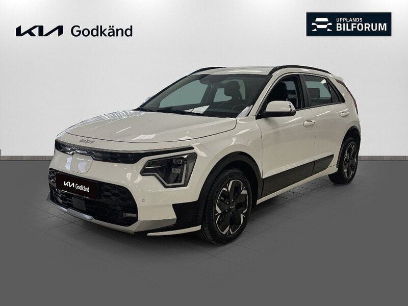 Vit Begagnad 2023 Kia e-Niro SUV | 329 000 kr - Bild 1/4