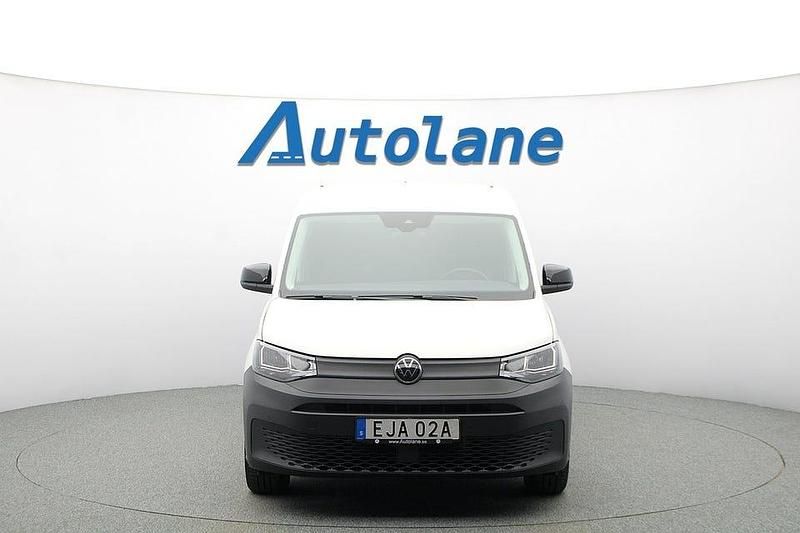 Begagnad VW Caddy Maxi 122 HK (89 kW) 2023 Candy white Minibuss