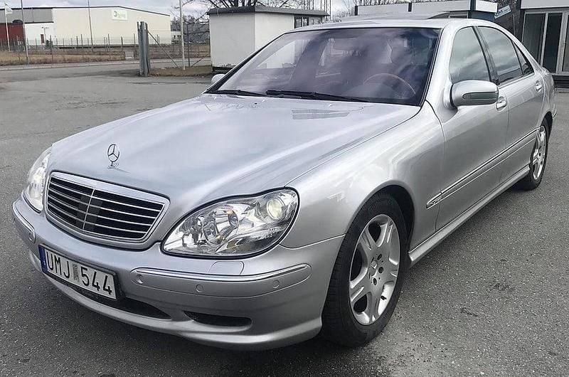 Begagnad Mercedes S63 AMG AMG 443 HK (325 kW) 2002 Silver Sedan