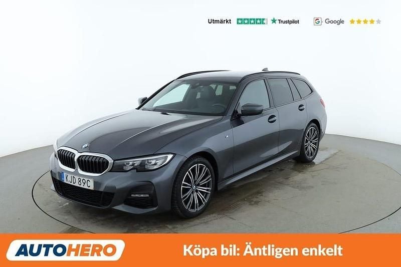 Grå Begagnad 2020 BMW 320 M Sport Kombi | 310 000 kr (Lite dyr) - Bild 1/4