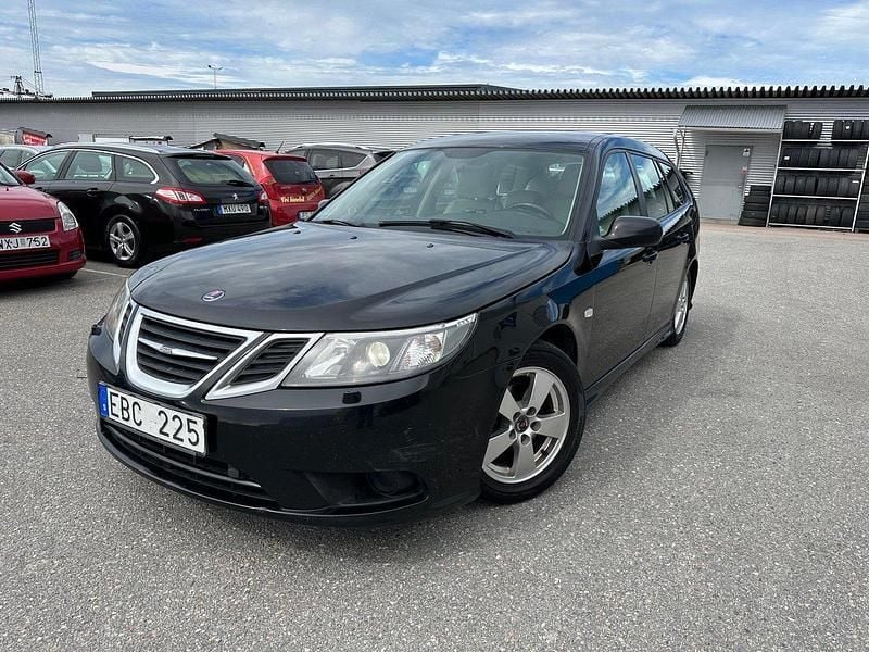 Svart Begagnad 2010 Saab 9-3 Linear Kombi | 39 900 kr (Marknadspris) - Bild 1/4