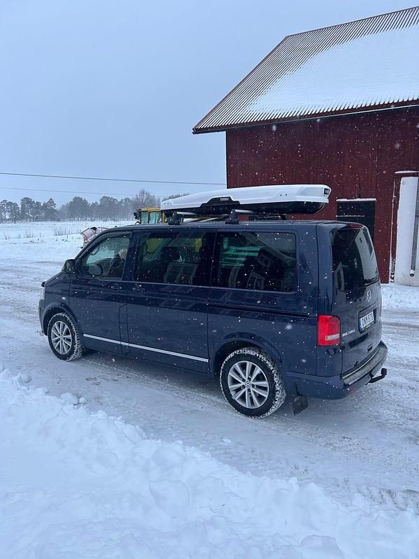 Begagnad VW Multivan 180 HK (132 kW) 2012