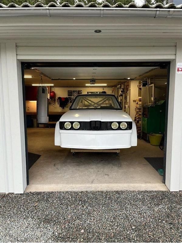 Begagnad 1979 BMW 323 Sportkupé | 79 000 kr - Bild 1/4