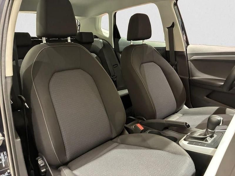 Begagnad Seat Arona Style 112 HK (82 kW) 2023 Blå SUV