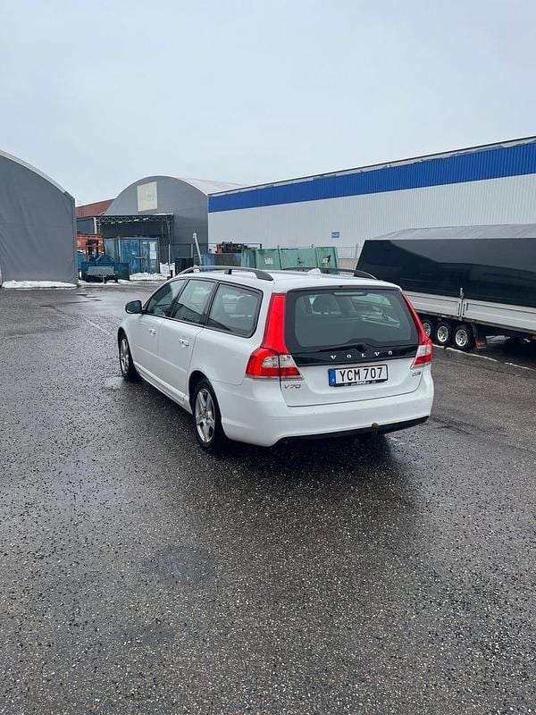 Begagnad Volvo V70 Standard 150 HK (110 kW) 2016 Kombi
