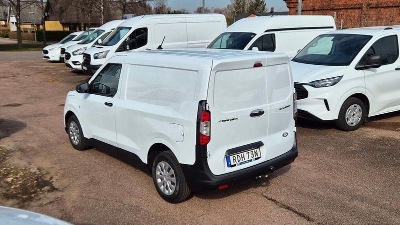 Begagnad Ford Transit 101 HK (74 kW) 2024 Vit Van