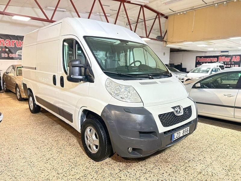 Vit Begagnad 2012 Peugeot Boxer Van | 89 900 kr (Superpris) - Bild 1/4