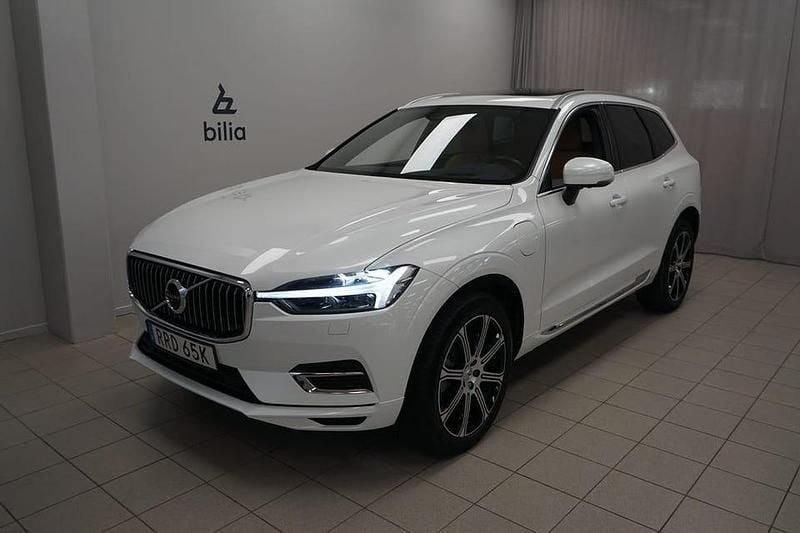Begagnad Volvo XC60 Inscription 344 HK (253 kW) 2021 Vit SUV